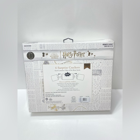 Socks Harry Potter women’s surprise crackers 6 pack fits size 4-10 - Picture 7 of 10